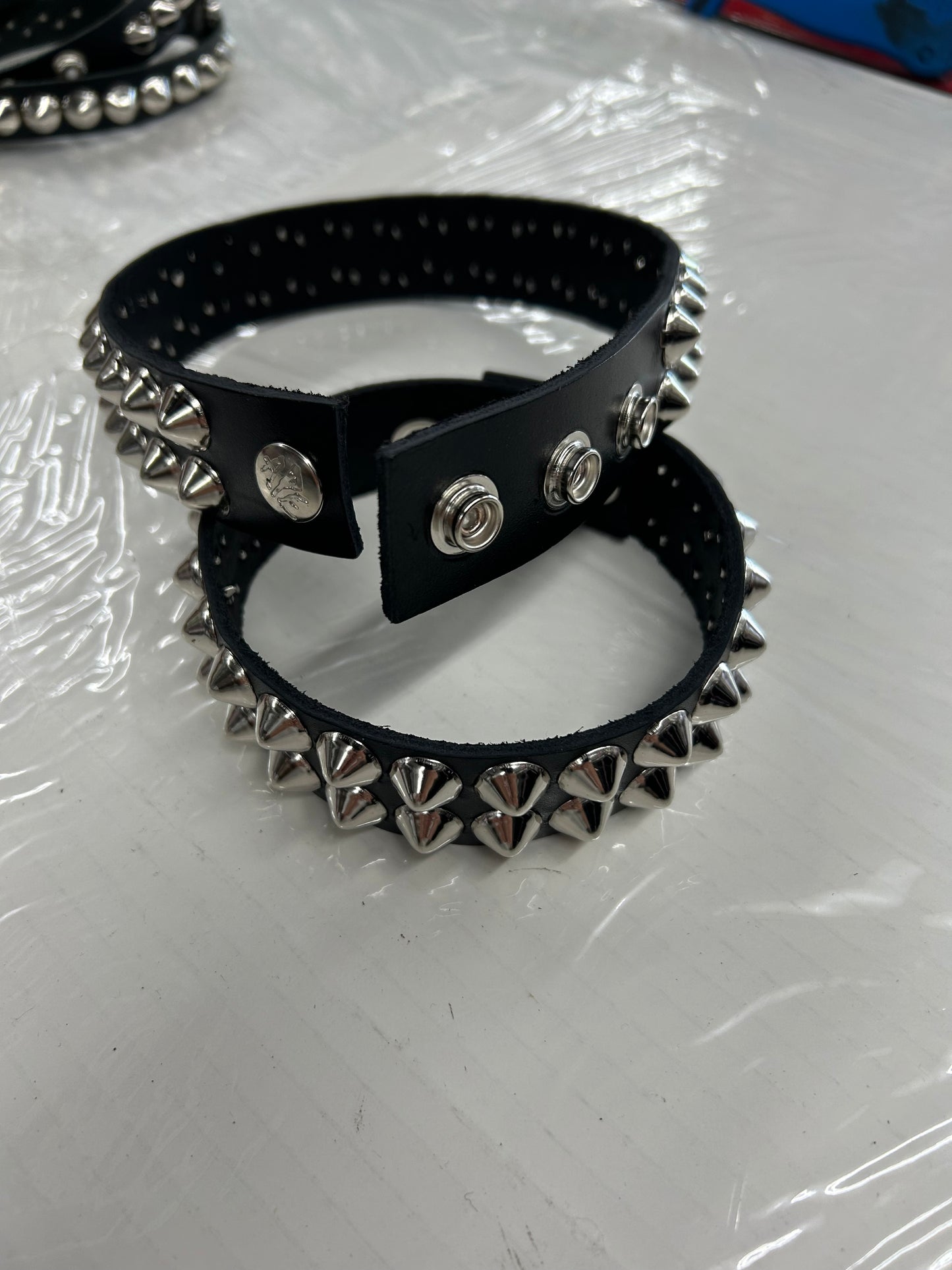 CHOKER - 2 ROW BIG CHROME CONES STUD ON BLACK LEATHER