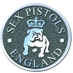 SEX PISTOLS - BULL DOG METAL PIN