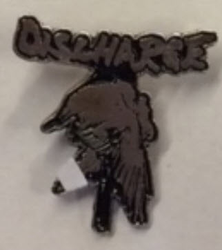 DISCHARGE - NEVER AGAIN METAL PIN