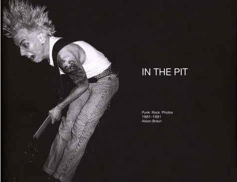 BOOK - IN THE PIT BY ALLISON BRAUN