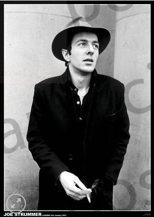 CLASH - JOE STRUMMER LONDON 1981