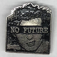 SEX PISTOLS - SID NO FUTURE METAL PIN