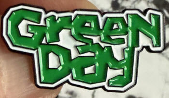 GREEN DAY - OLD LOGO CUT OUT ENAMEL PIN