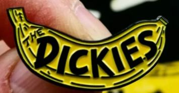 DICKIES - BANANA CUT OUT ENAMEL PIN