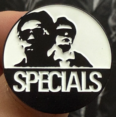 SPECIALS - 2 TONE FACES (CIRCLE) ENAMEL PIN