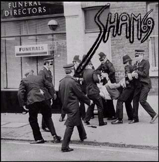 SHAM 69 - COPS 1" BUTTON