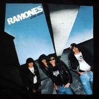 RAMONES - LEAVE HOME 1" BUTTON