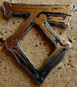 TWISTED SISTER - LOGO METAL PIN