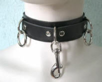 CHOKER -  2 RINGS WITH ONE SNAP HOOK ON BLACK LEATHER