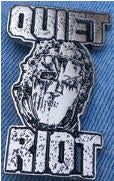 QUIET RIOT - MASK METAL PIN